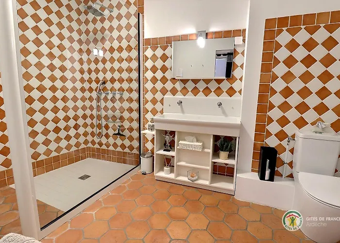 La Bastide Mae Bed & Breakfast 3*