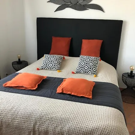 Couette-café La Bastide Mae 3*