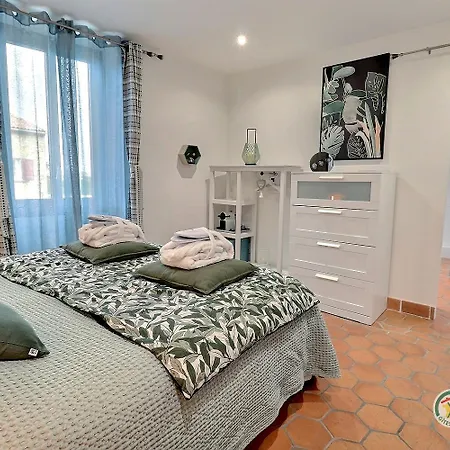 Couette-café La Bastide Mae 3*