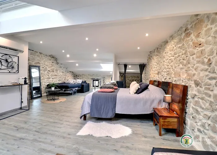 La Bastide Mae 3* Saint-Remeze